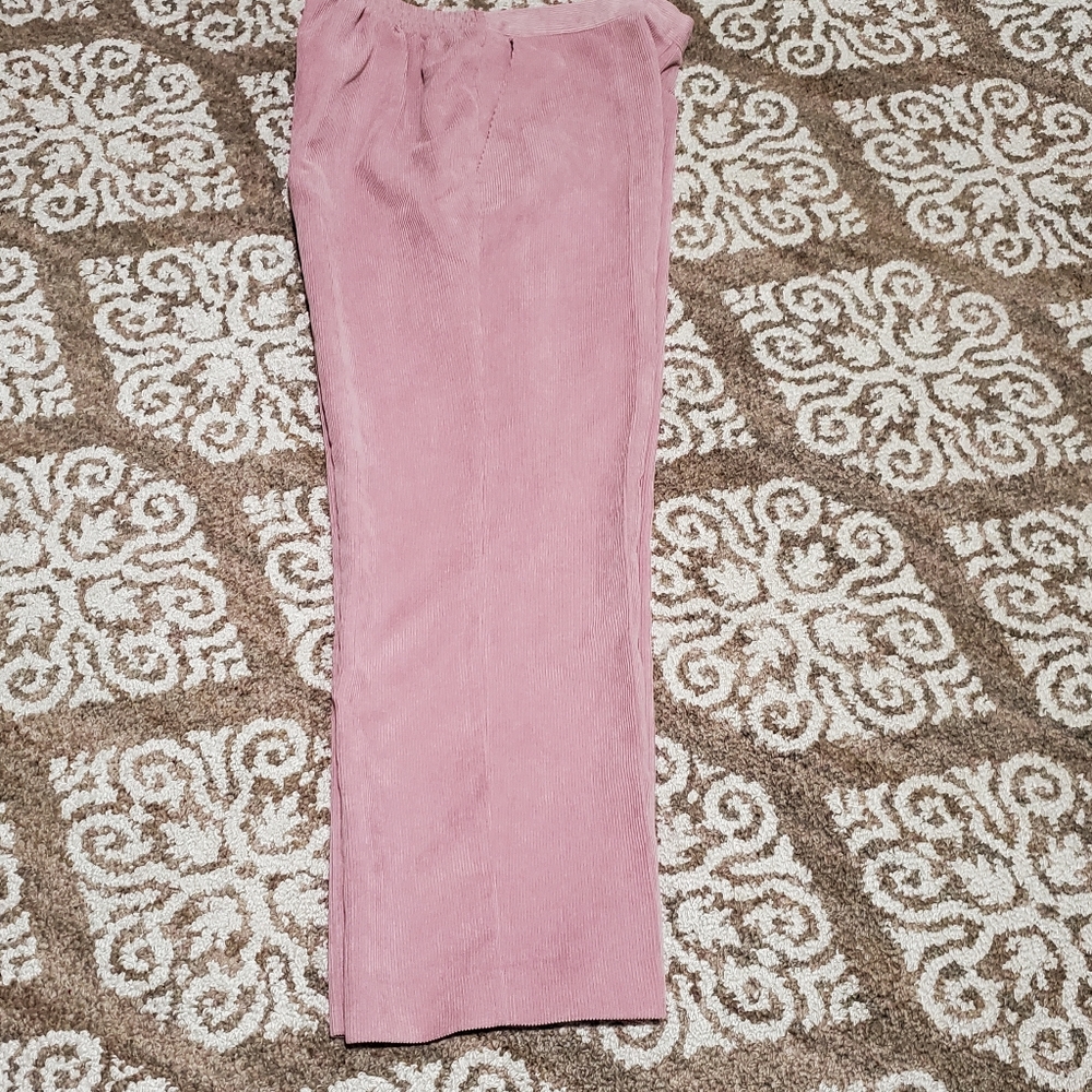 Alfred Dunner Wide leg Women's pants size 10p new brand.
